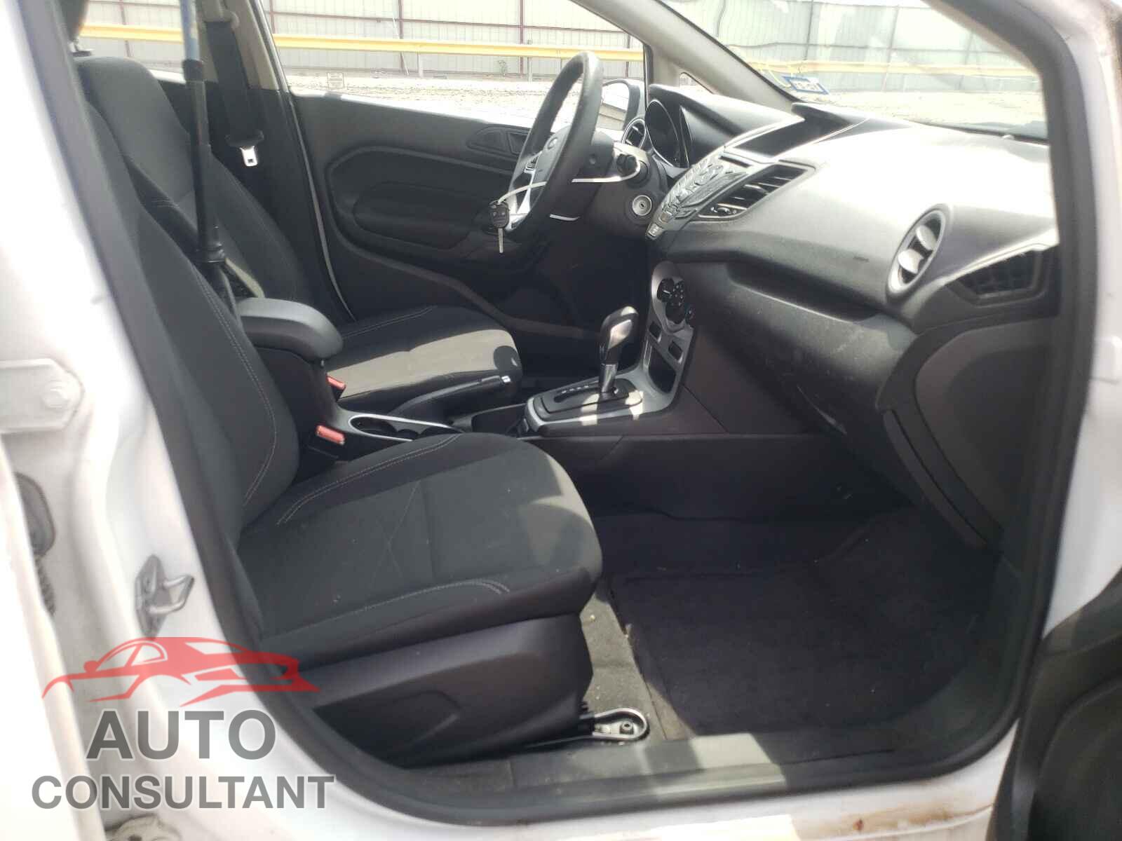 FORD FIESTA 2017 - 3FADP4EJ4HM150231