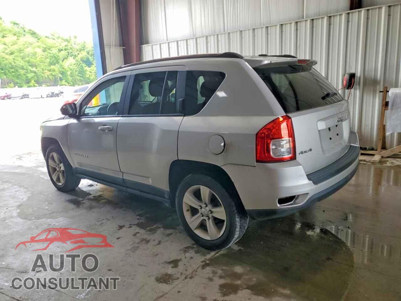 JEEP COMPASS 2011 - 1J4NF1FB0BD282651