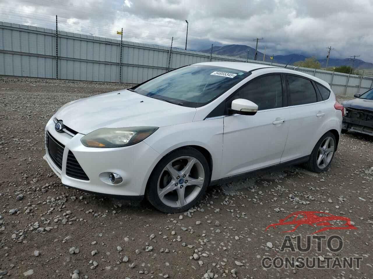 FORD FOCUS 2012 - 1FAHP3N25CL172415