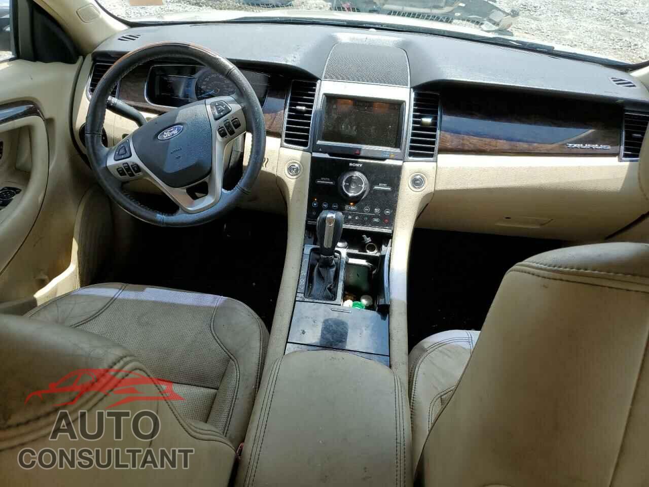 FORD TAURUS 2017 - 1FAHP2F83HG124084