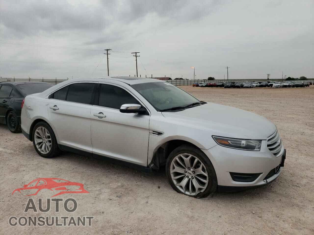 FORD TAURUS 2018 - 1FAHP2F86JG124098
