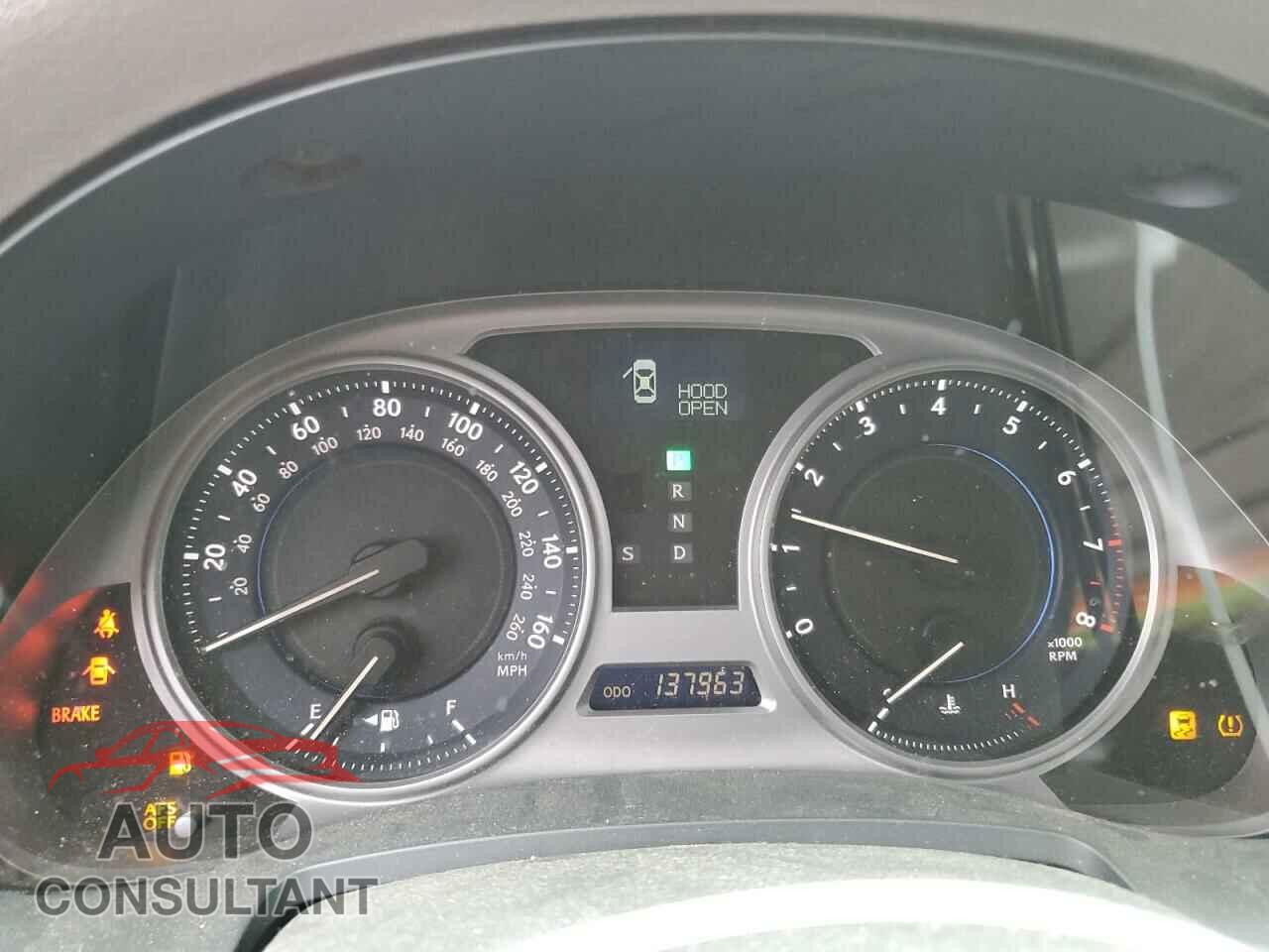 LEXUS IS 2010 - JTHBF5C20A5128503