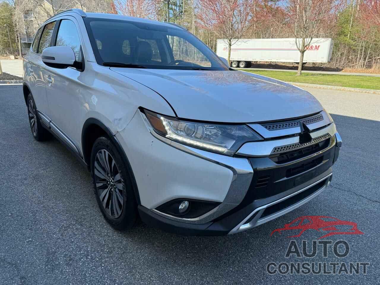MITSUBISHI OUTLANDER 2019 - JA4AZ3A3XKZ022360