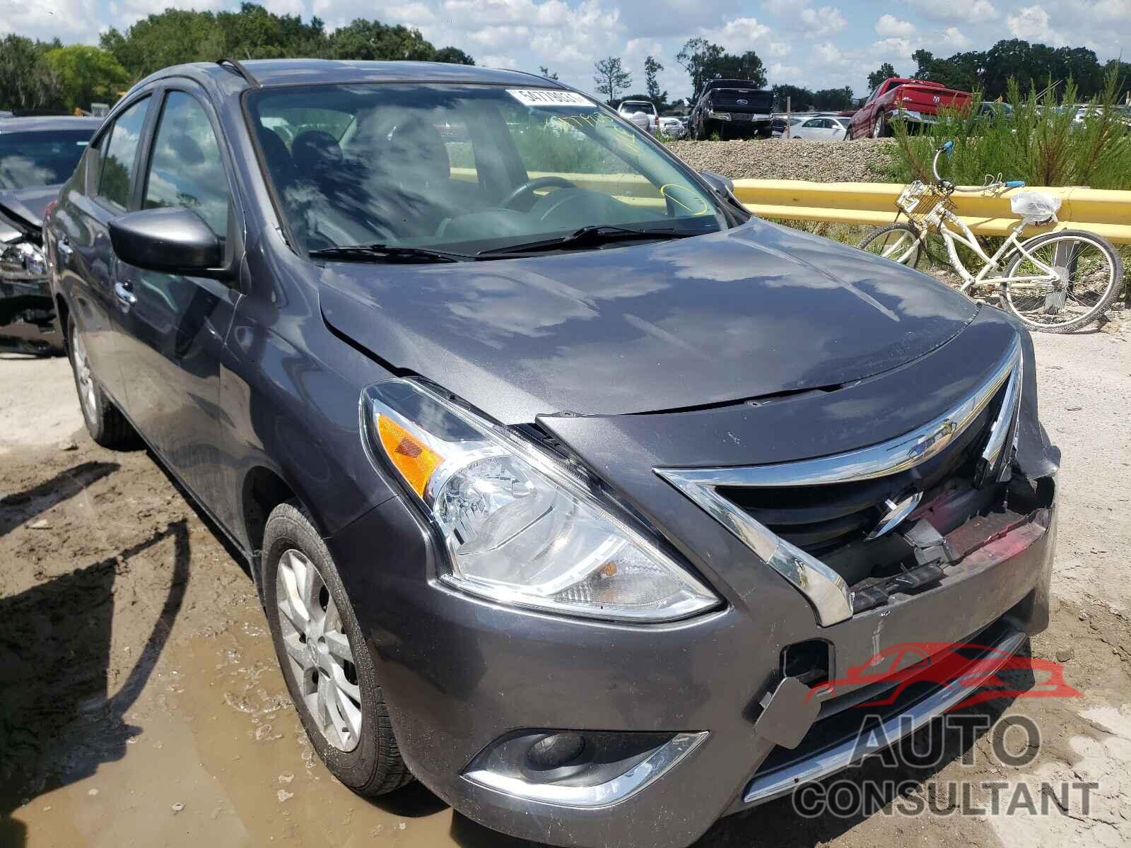 NISSAN VERSA 2018 - 3N1CN7AP8JL810681