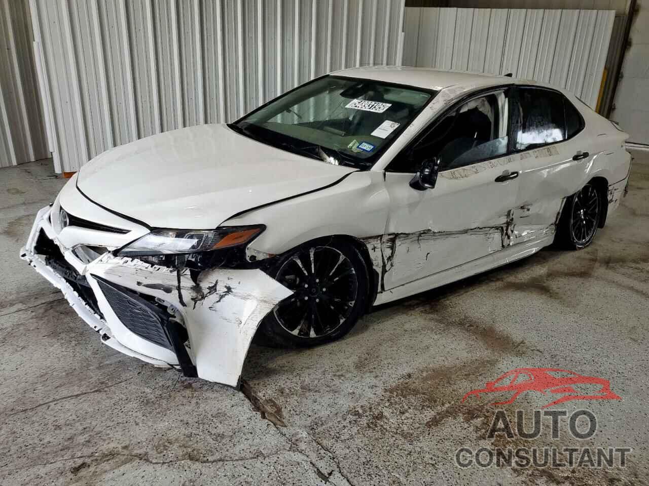TOYOTA CAMRY 2021 - 4T1G11AKXMU409165