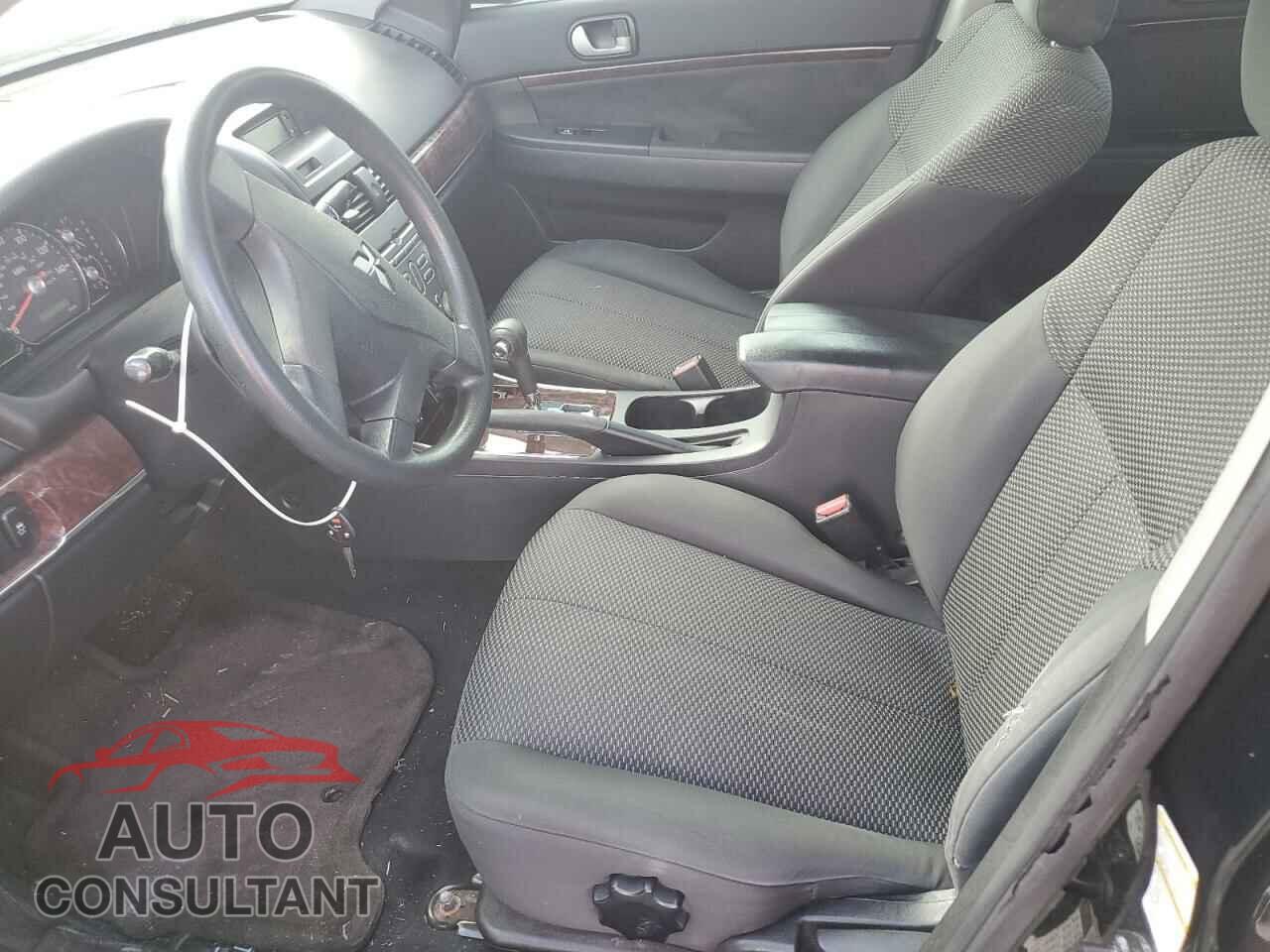 MITSUBISHI GALANT 2012 - 4A32B3FF5CE010950