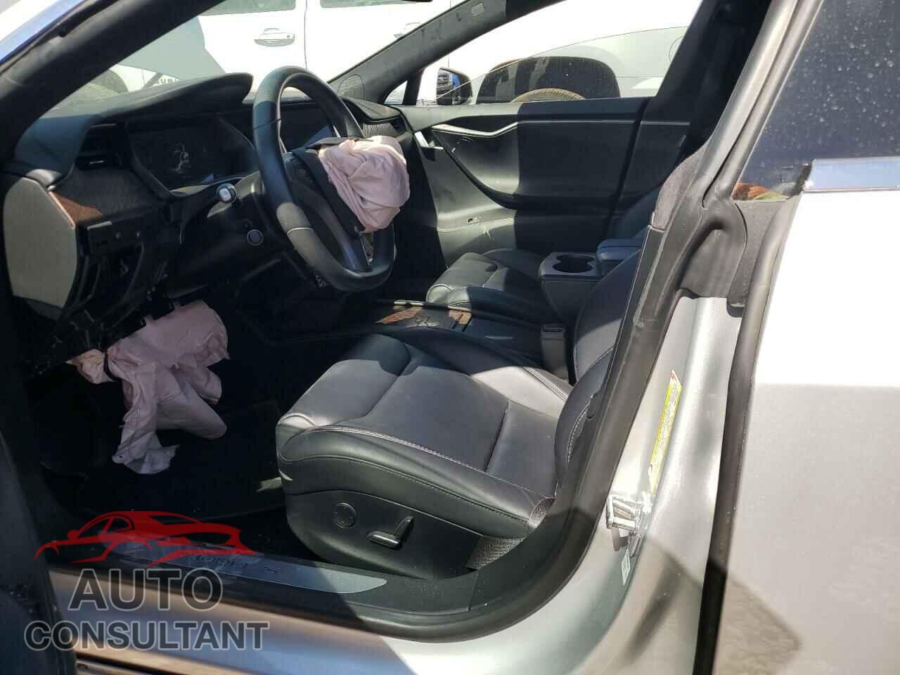 TESLA MODEL S 2018 - 5YJSA1E20JF260648