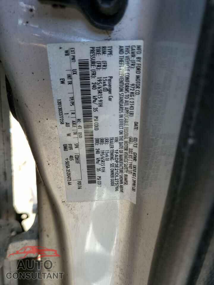FORD FOCUS 2013 - 1FADP3E21DL275766