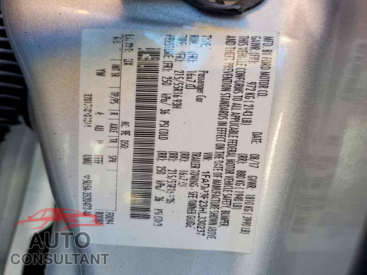 FORD FOCUS 2017 - 1FADP3F23HL330237
