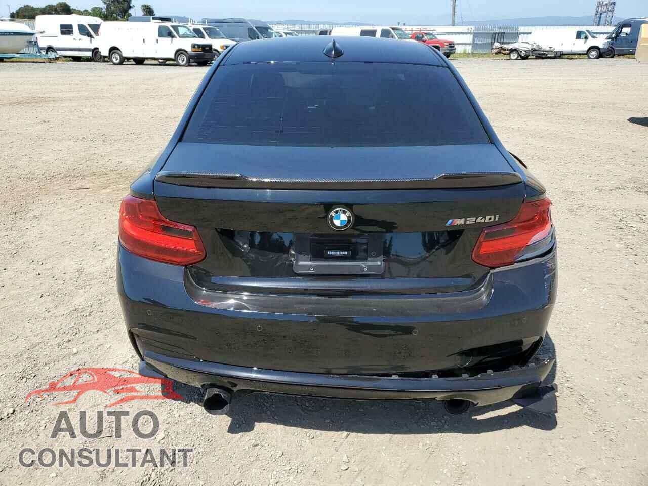 BMW M2 2017 - WBA2G1C32HV639444