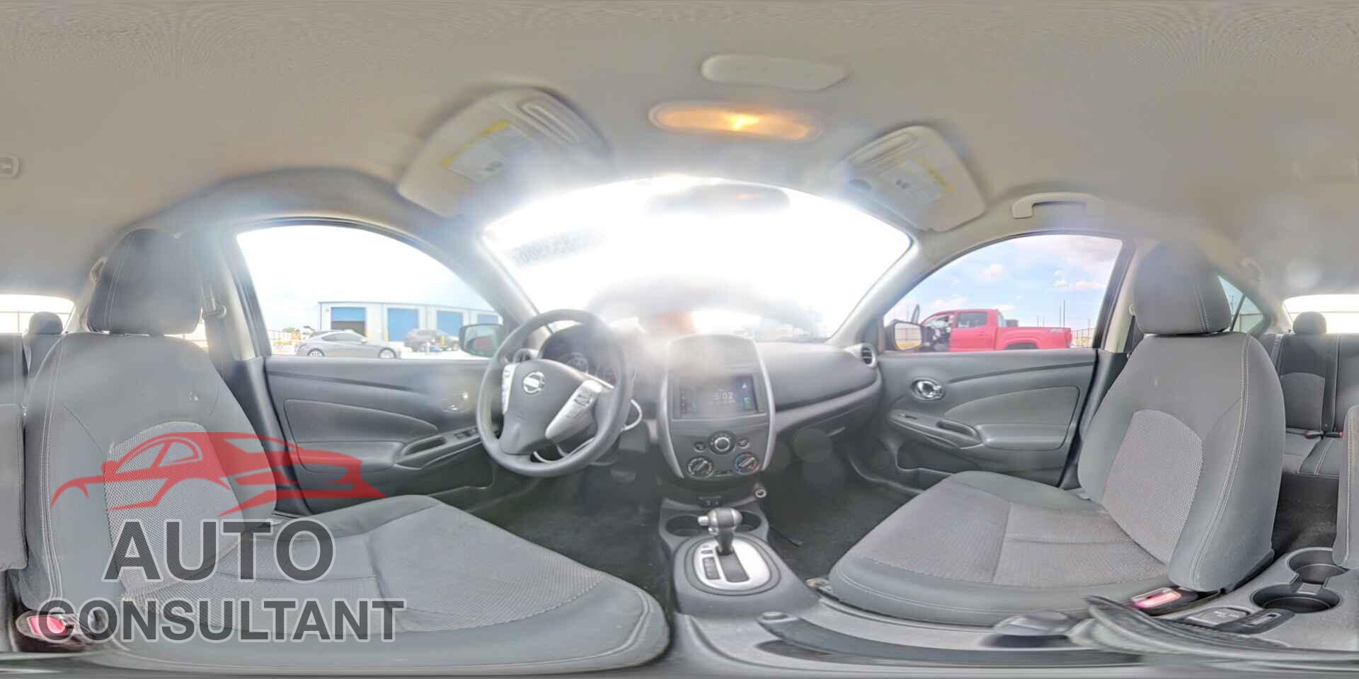 NISSAN VERSA 2019 - 3N1CN7AP3KL811500