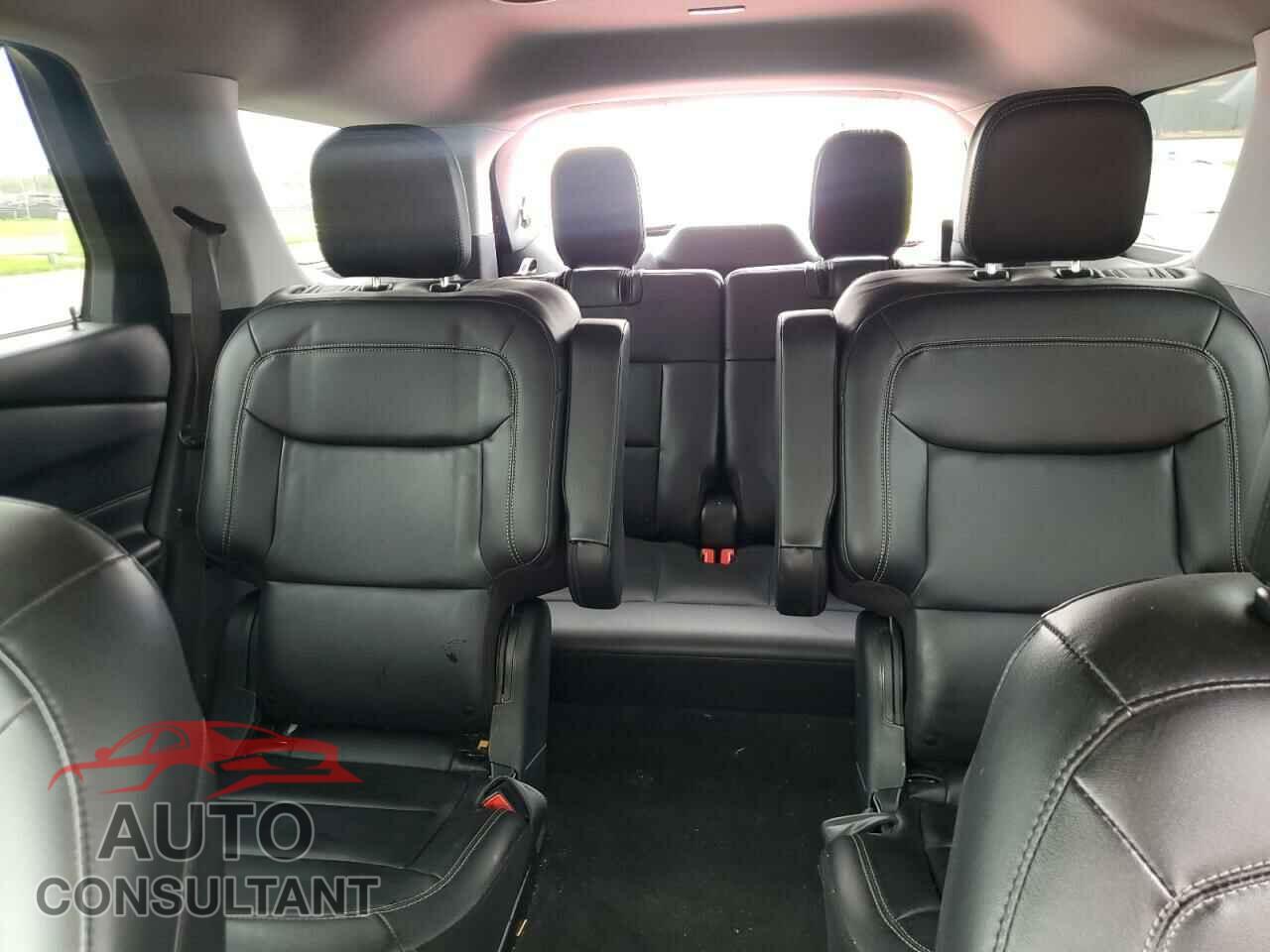 FORD EXPLORER 2022 - 1FMSK8DH9NGC04565