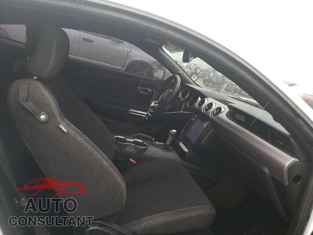 FORD MUSTANG 2017 - 1FA6P8CF3H5329008