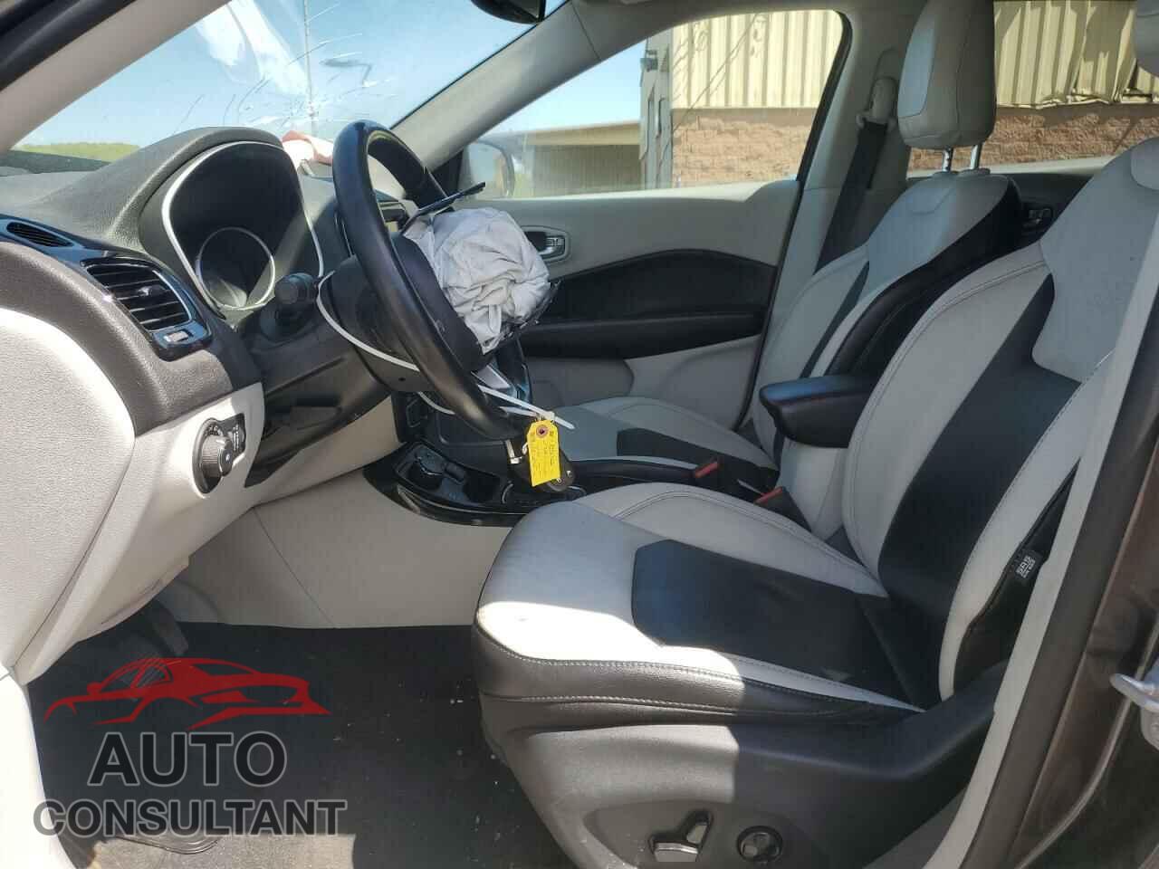 JEEP COMPASS 2021 - 3C4NJDCB7MT594652