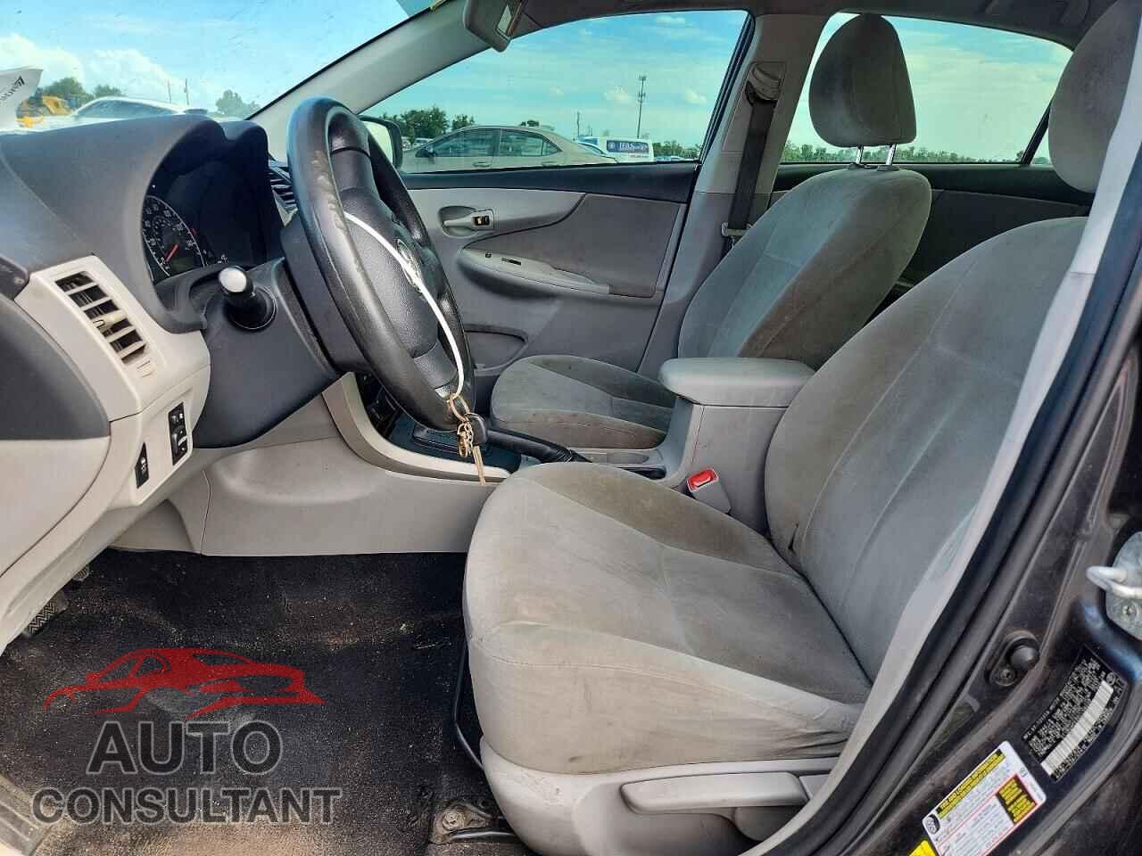 TOYOTA COROLLA 2013 - 2T1BU4EE0DC056038