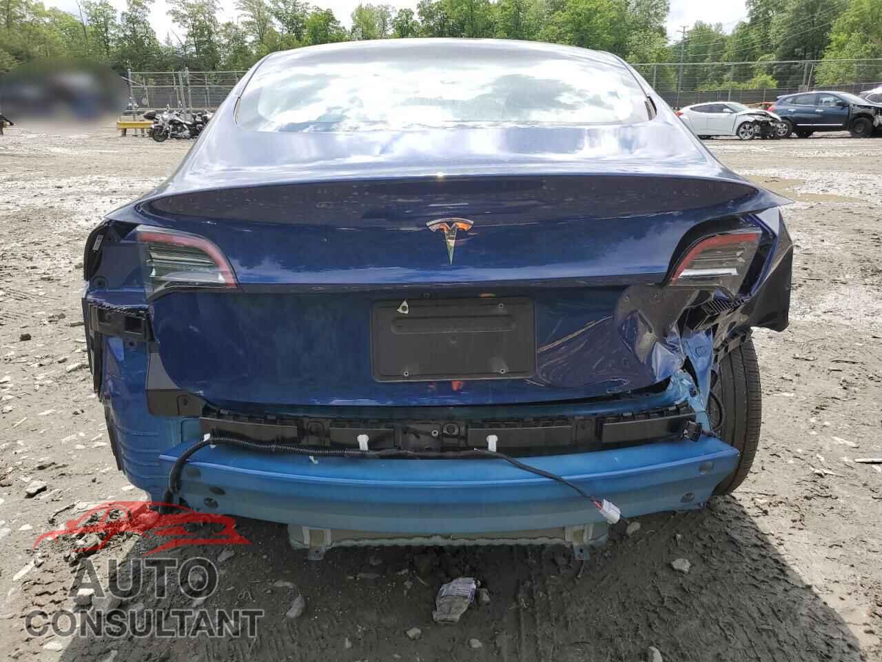 TESLA MODEL 3 2023 - 5YJ3E1EA0PF590136