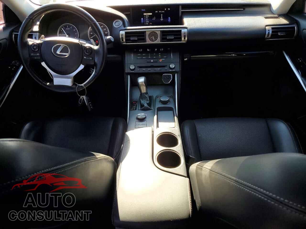 LEXUS IS 2016 - JTHBA1D26G5021857