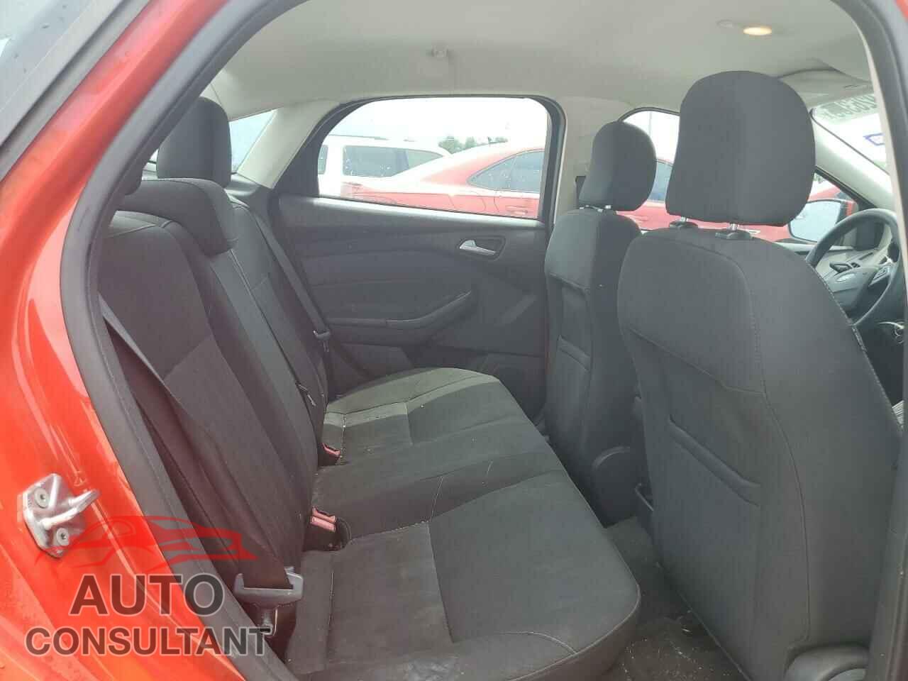 FORD FOCUS 2015 - 1FADP3F24FL336285