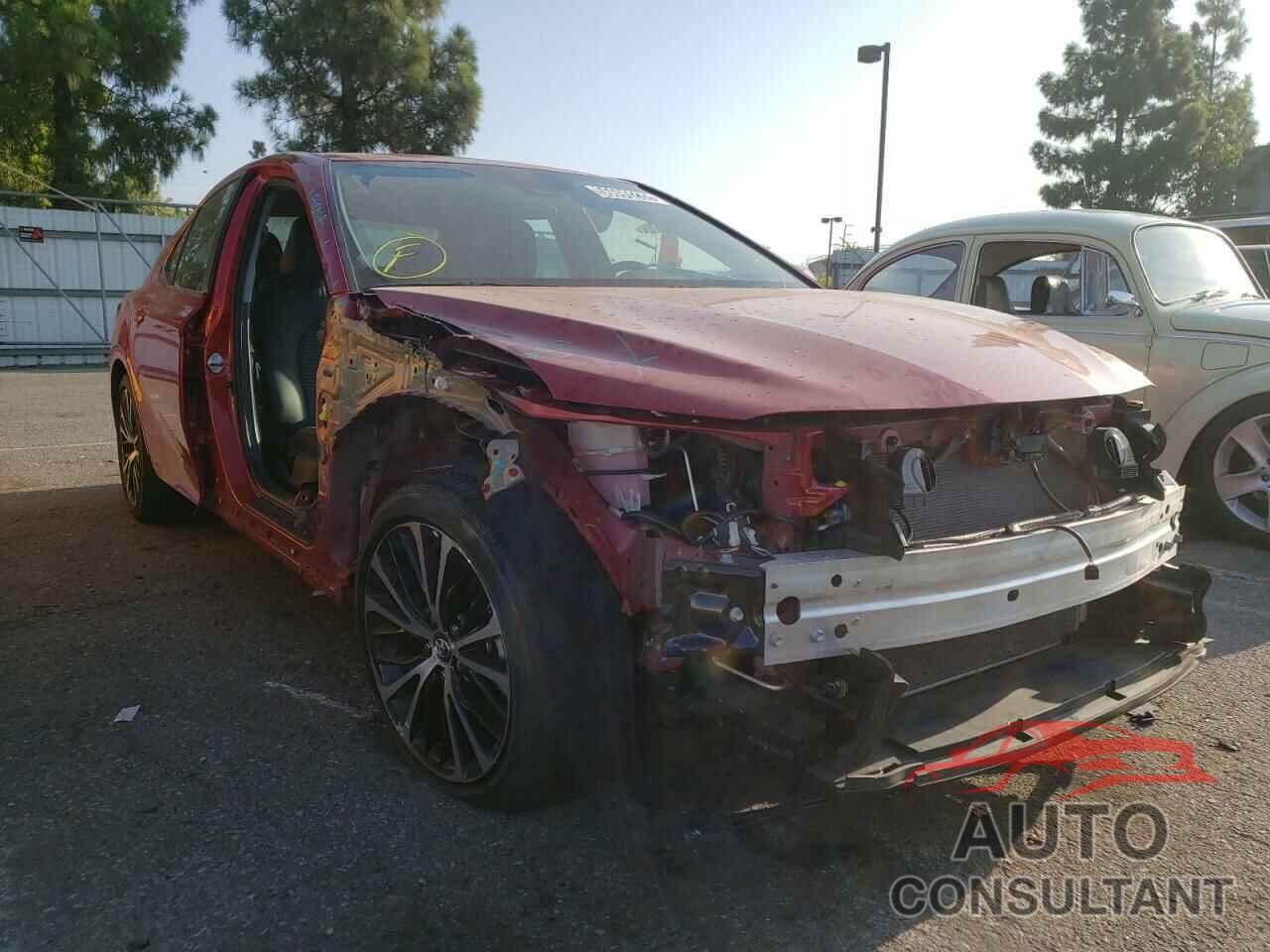 TOYOTA CAMRY 2020 - 4T1G11AK8LU308155