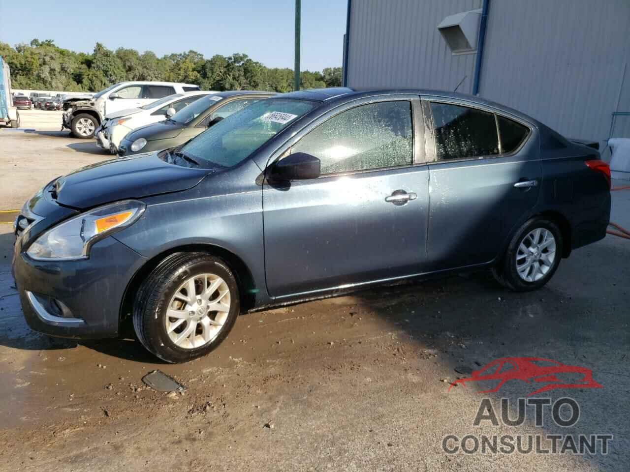 NISSAN VERSA 2017 - 3N1CN7AP8HL809881