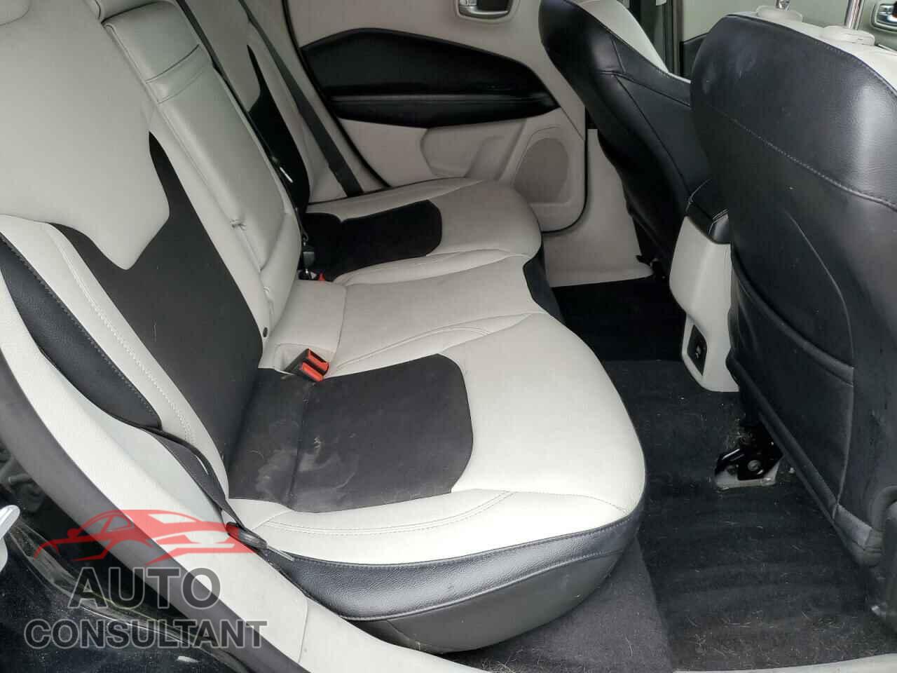JEEP COMPASS 2017 - 3C4NJDBB9HT660562