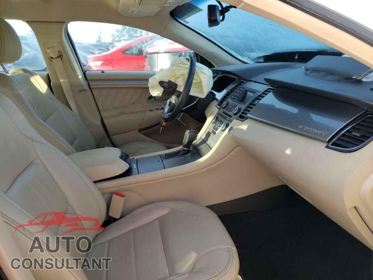 FORD TAURUS 2017 - 1FAHP2E85HG146475