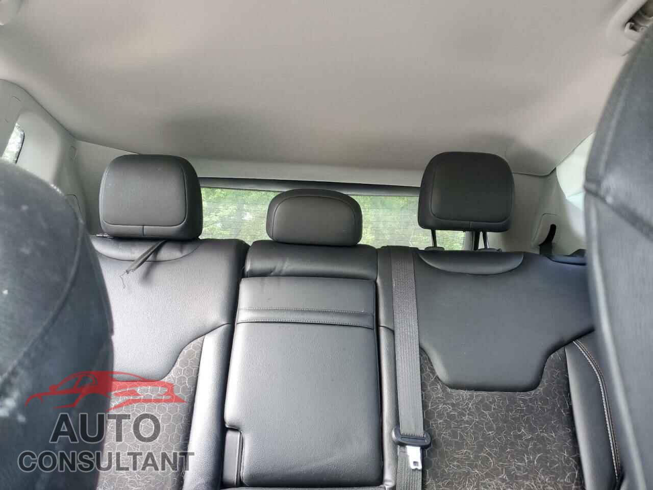 JEEP COMPASS 2017 - 3C4NJDBBXHT692369
