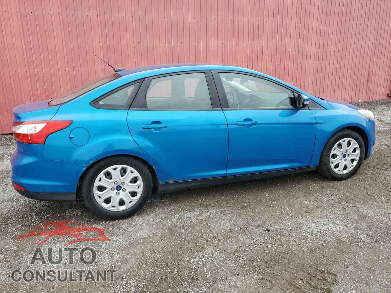 FORD FOCUS 2014 - 1FADP3F22EL256935