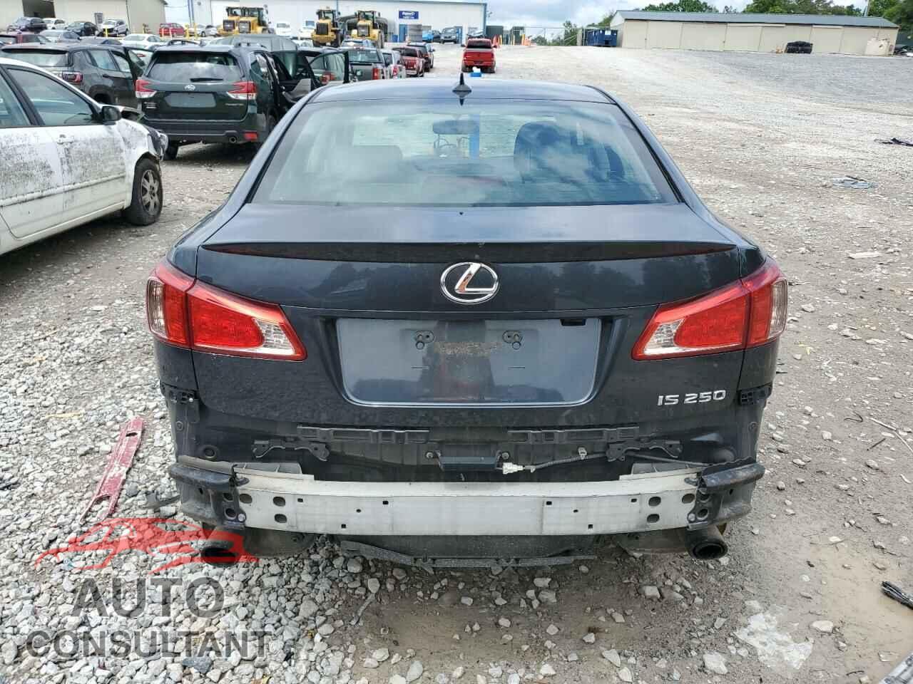 LEXUS IS 2011 - JTHBF5C2XB5138537