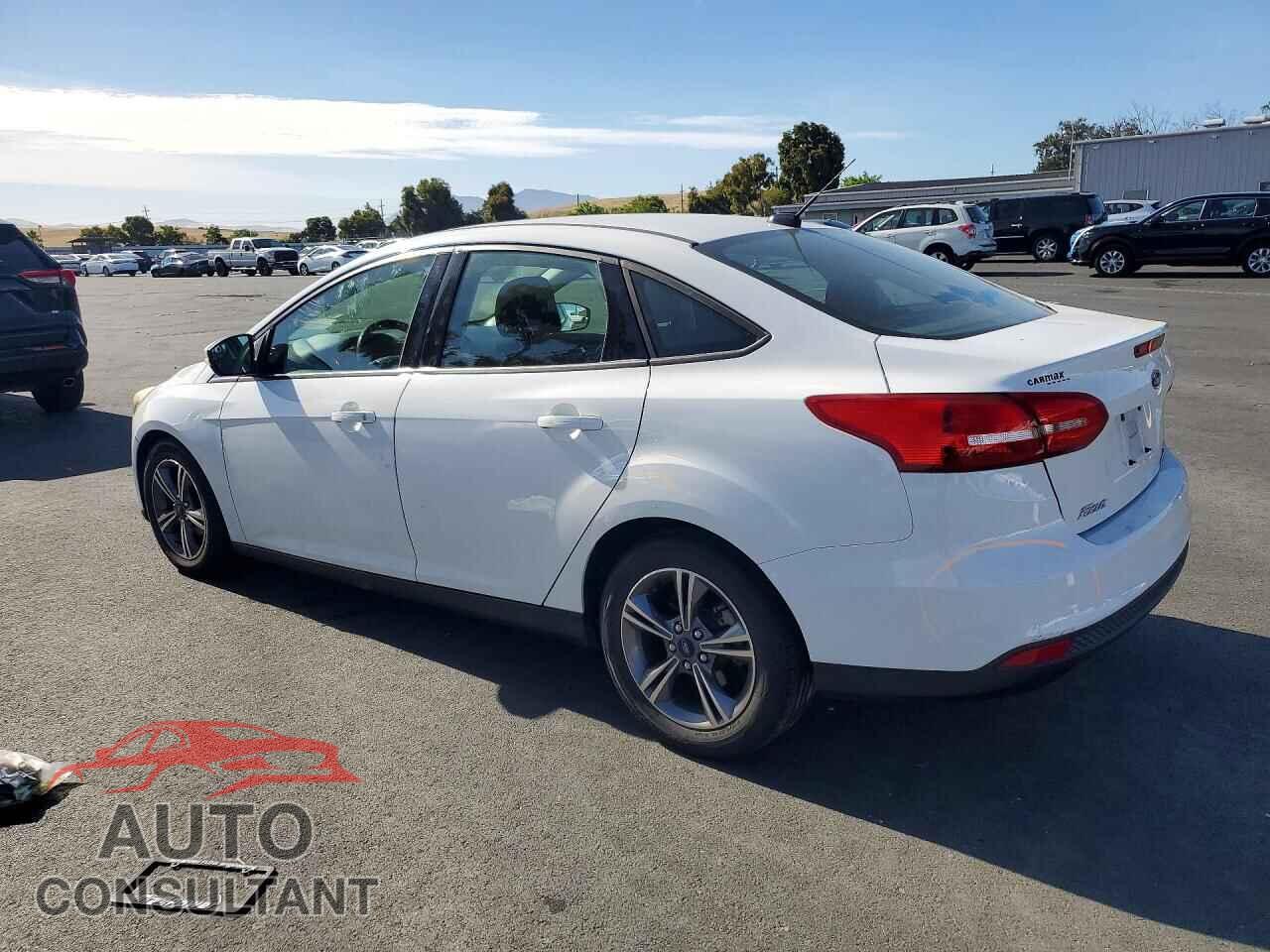 FORD FOCUS 2017 - 1FADP3FE4HL277557