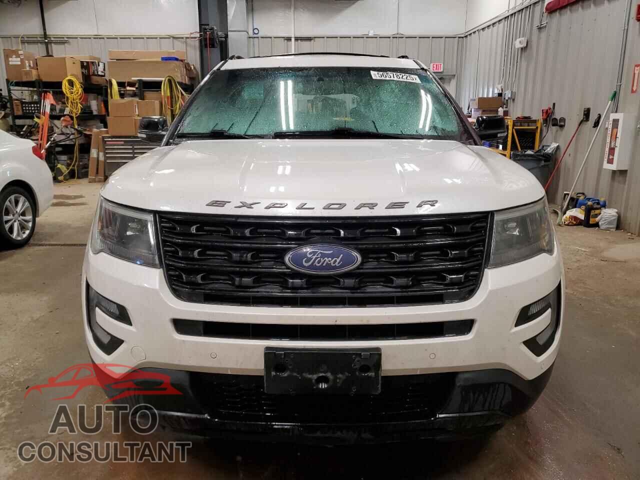 FORD EXPLORER 2017 - 1FM5K8GT0HGA18351