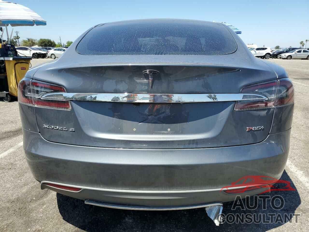 TESLA MODEL S 2013 - 5YJSA1DPXDFP15409