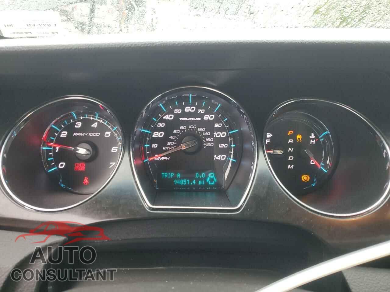 FORD TAURUS 2011 - 1FAHP2FW9BG165342