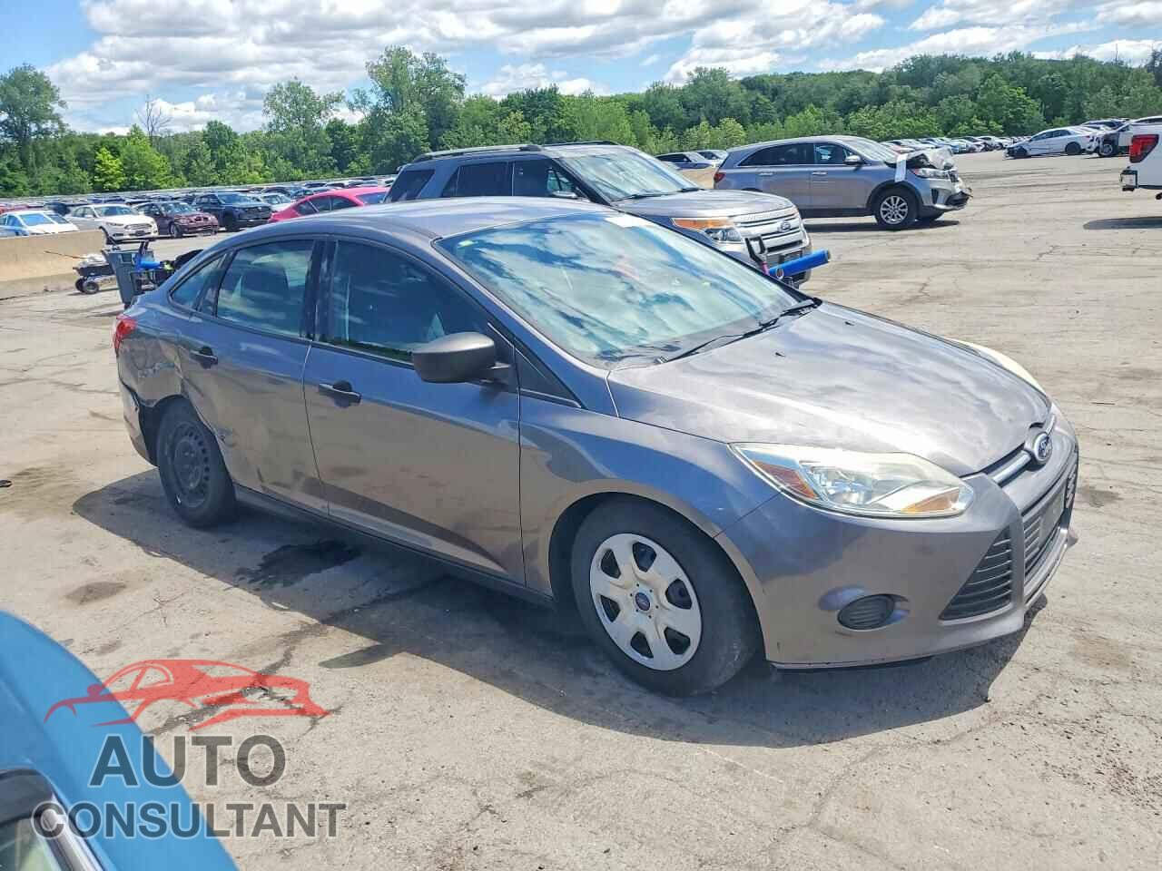 FORD FOCUS 2014 - 1FADP3E2XEL338414