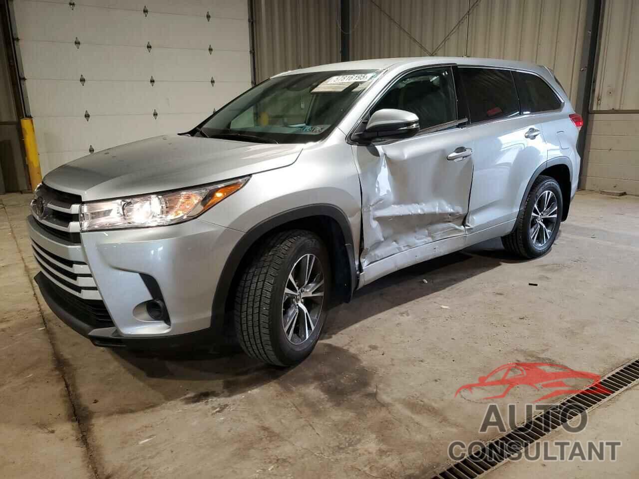 TOYOTA HIGHLANDER 2018 - 5TDBZRFH5JS889246
