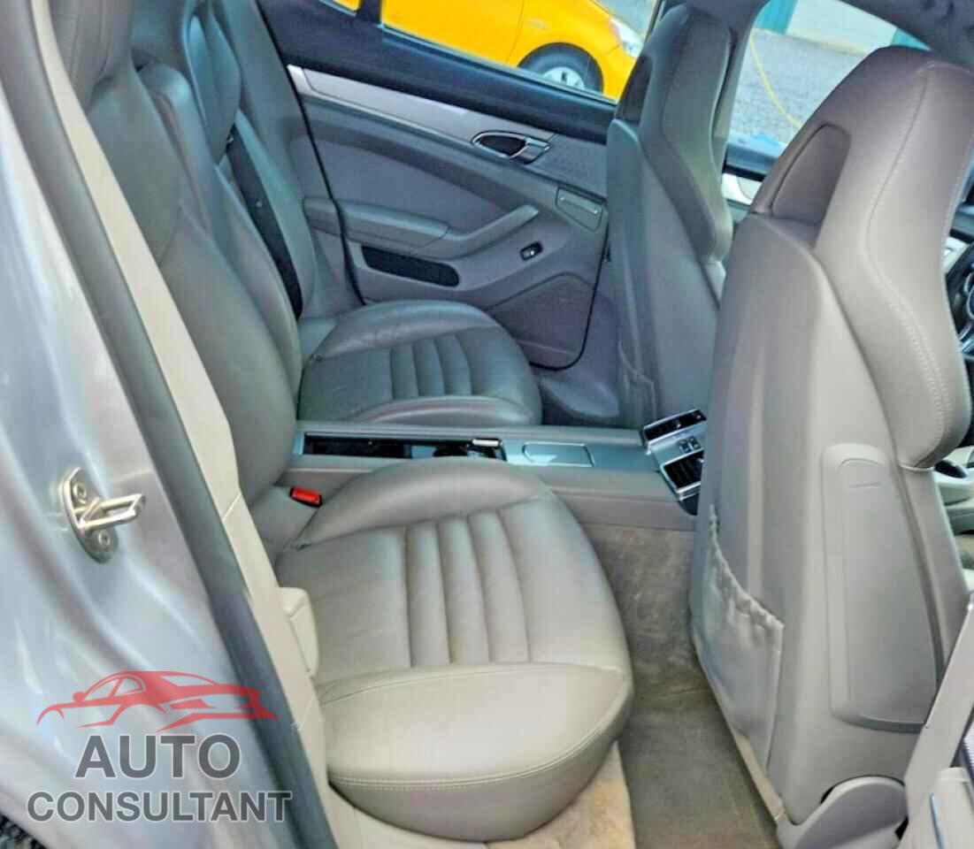 PORSCHE PANAMERA 2012 - WP0AB2A77CL060334