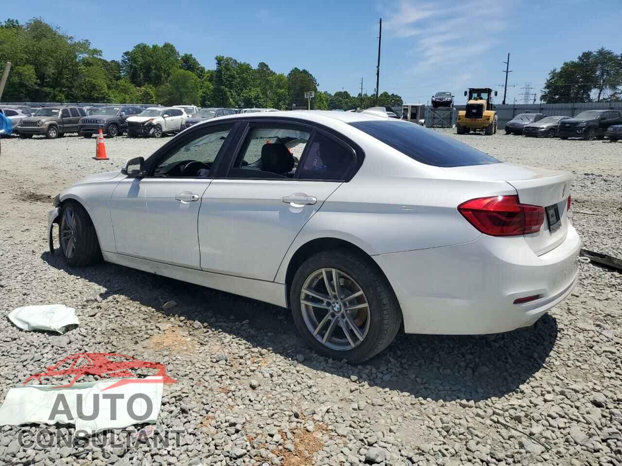 BMW 3 SERIES 2016 - WBA8E5G52GNU20484