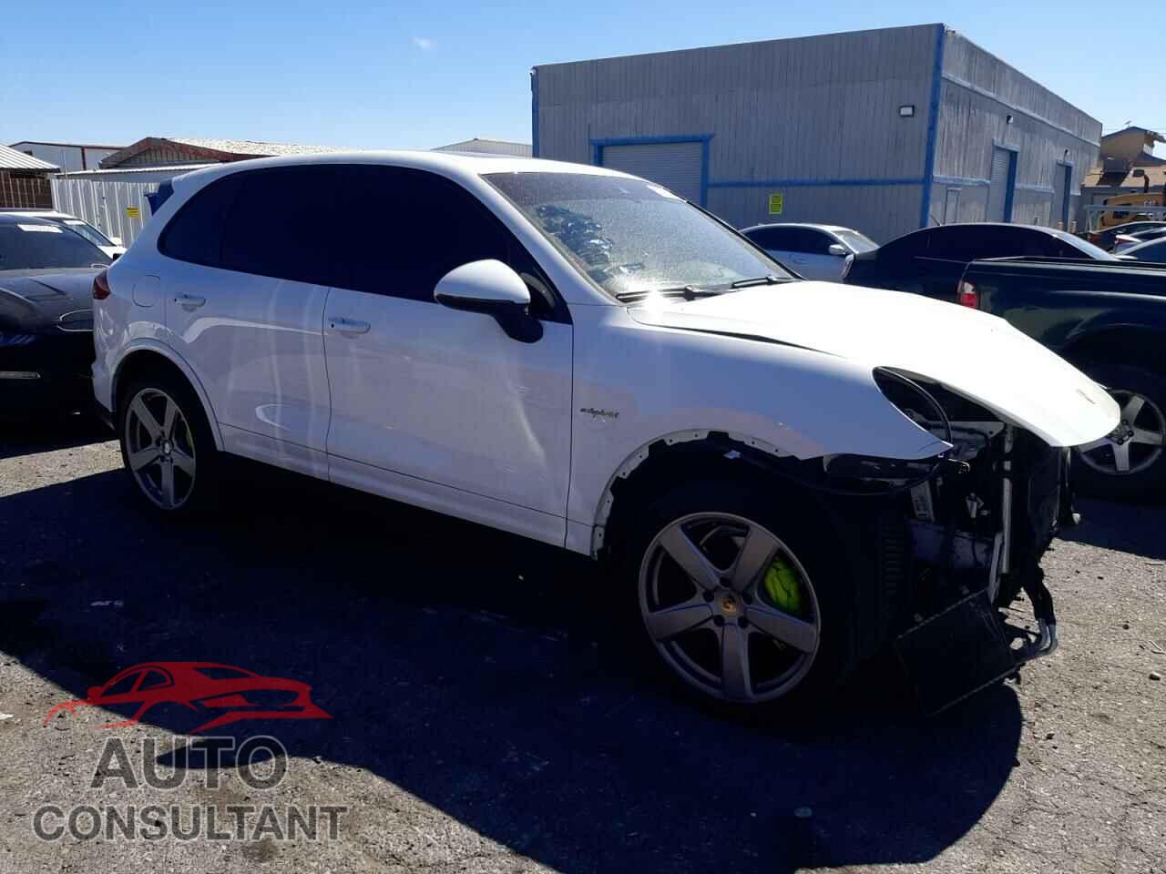 PORSCHE CAYENNE 2017 - WP1AE2A23HLA75950