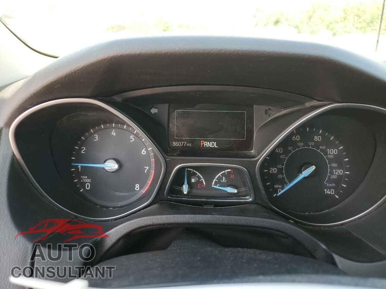 FORD FOCUS 2015 - 1FADP3F20FL215012