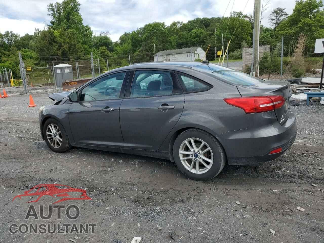 FORD FOCUS 2015 - 1FADP3F23FL272983