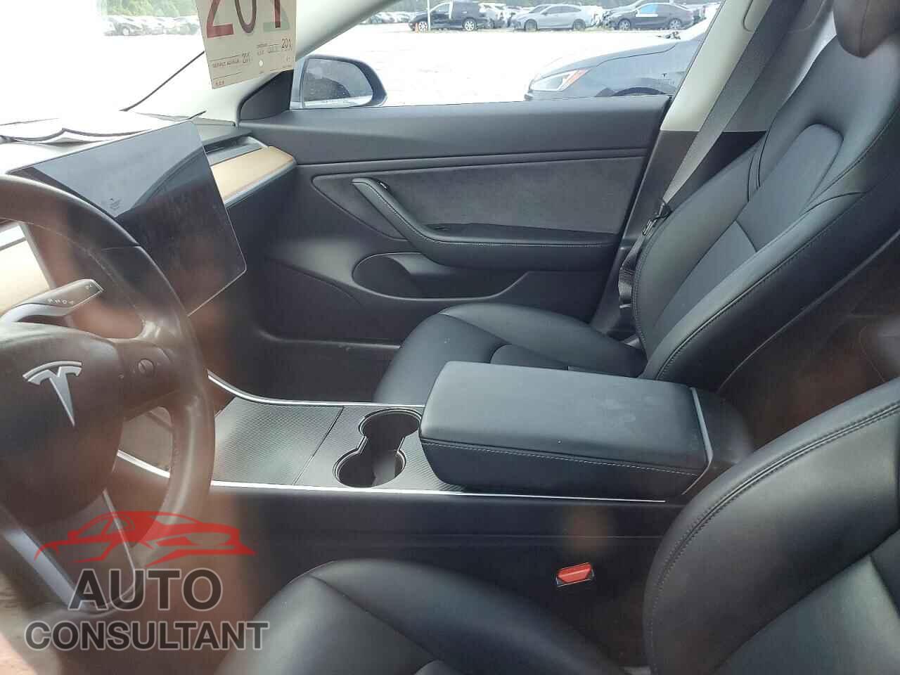 TESLA MODEL 3 2018 - 5YJ3E1EA3JF033938
