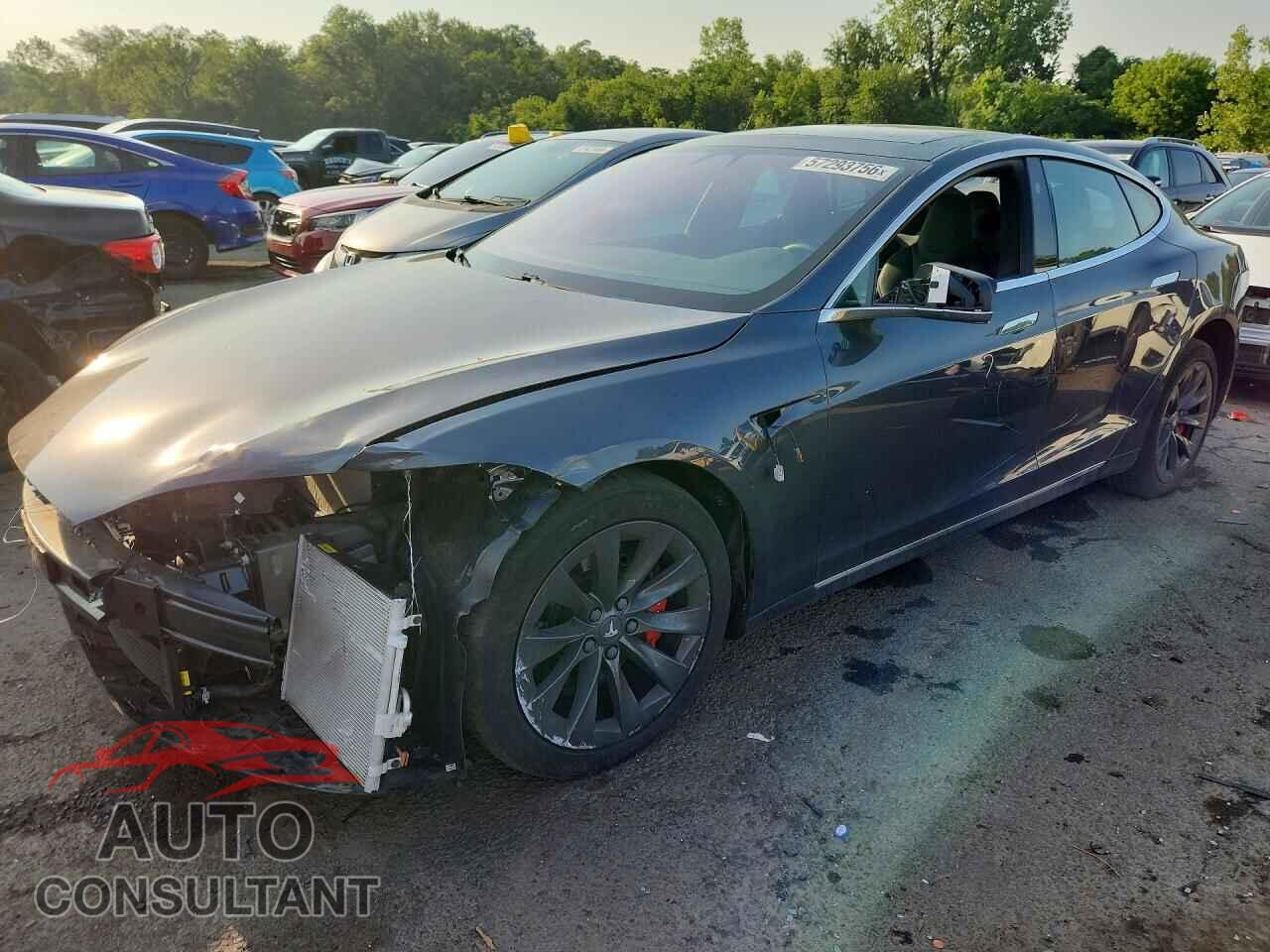 TESLA MODEL S 2018 - 5YJSA1E4XJF283727
