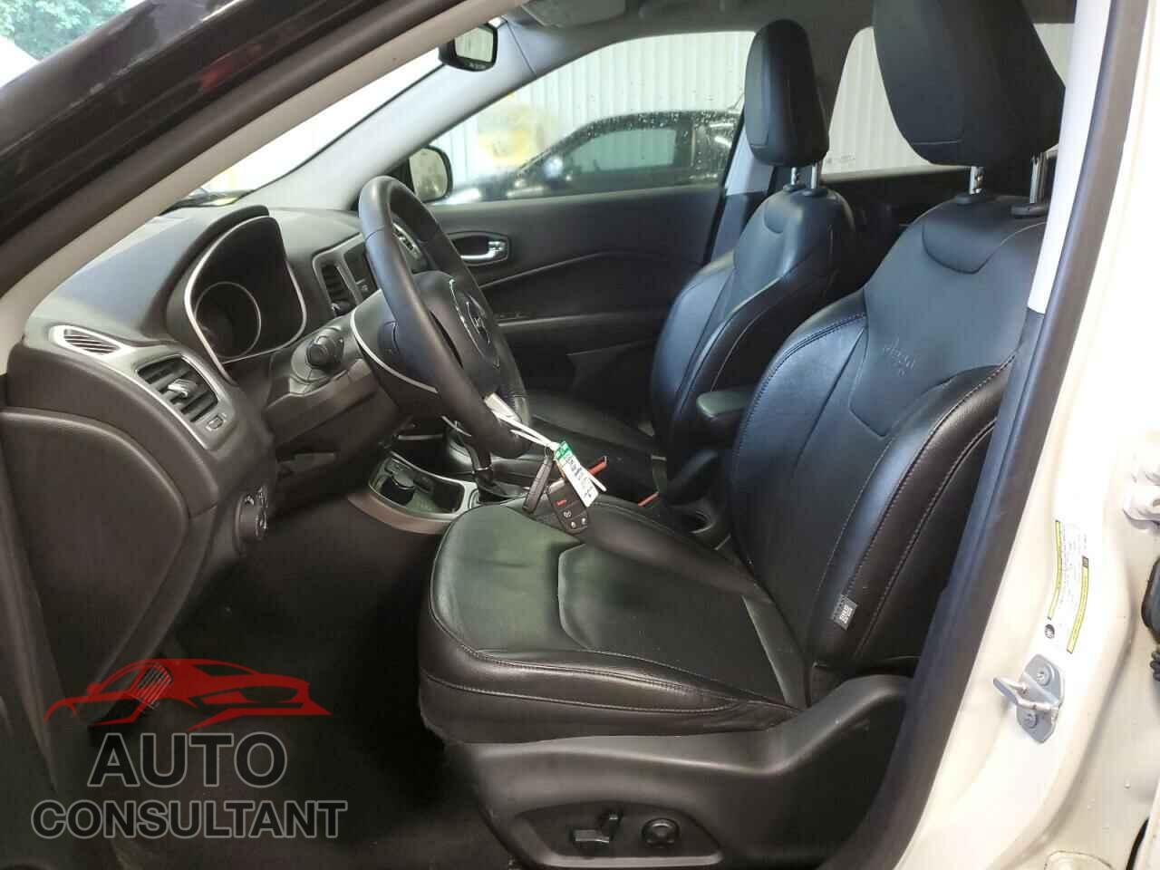 JEEP COMPASS 2019 - 3C4NJDCB8KT729537