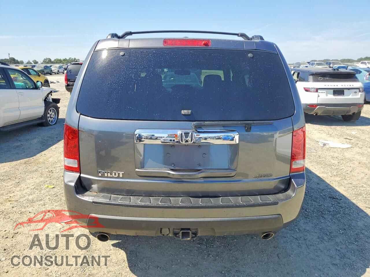 HONDA PILOT 2011 - 5FNYF4H72BB014948