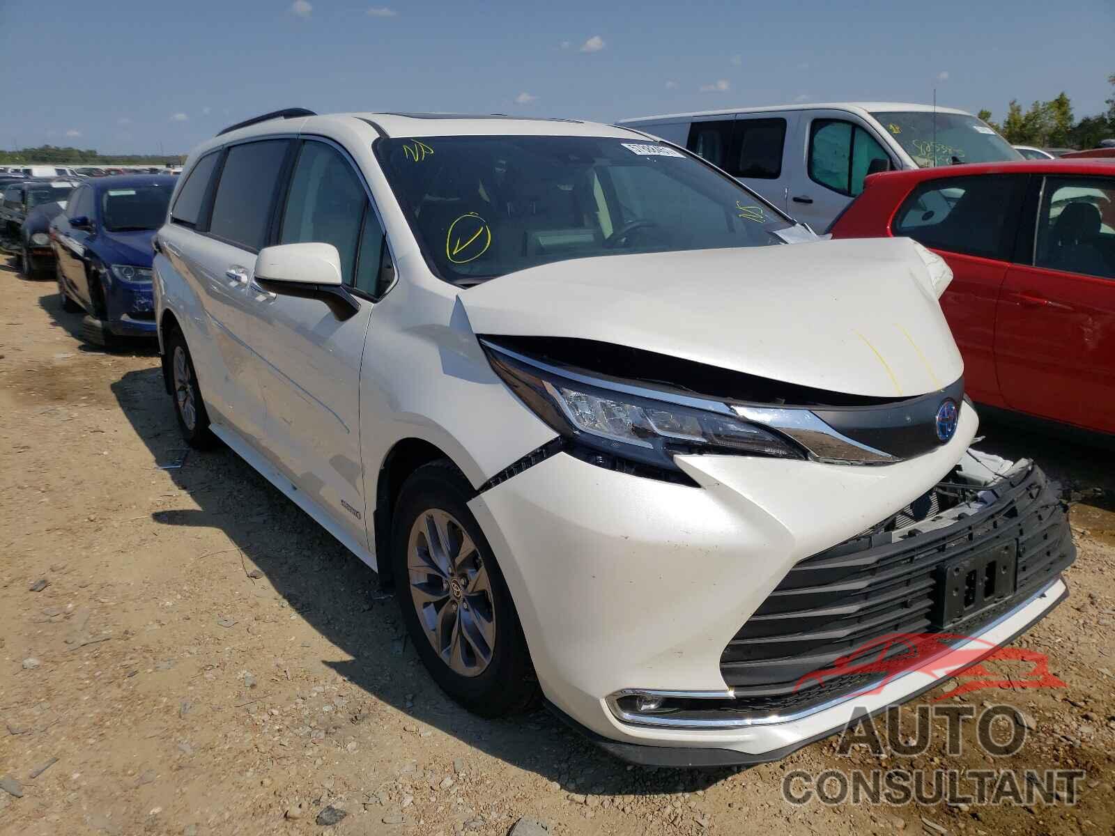 TOYOTA SIENNA 2021 - 5TDJSKFC4MS002574