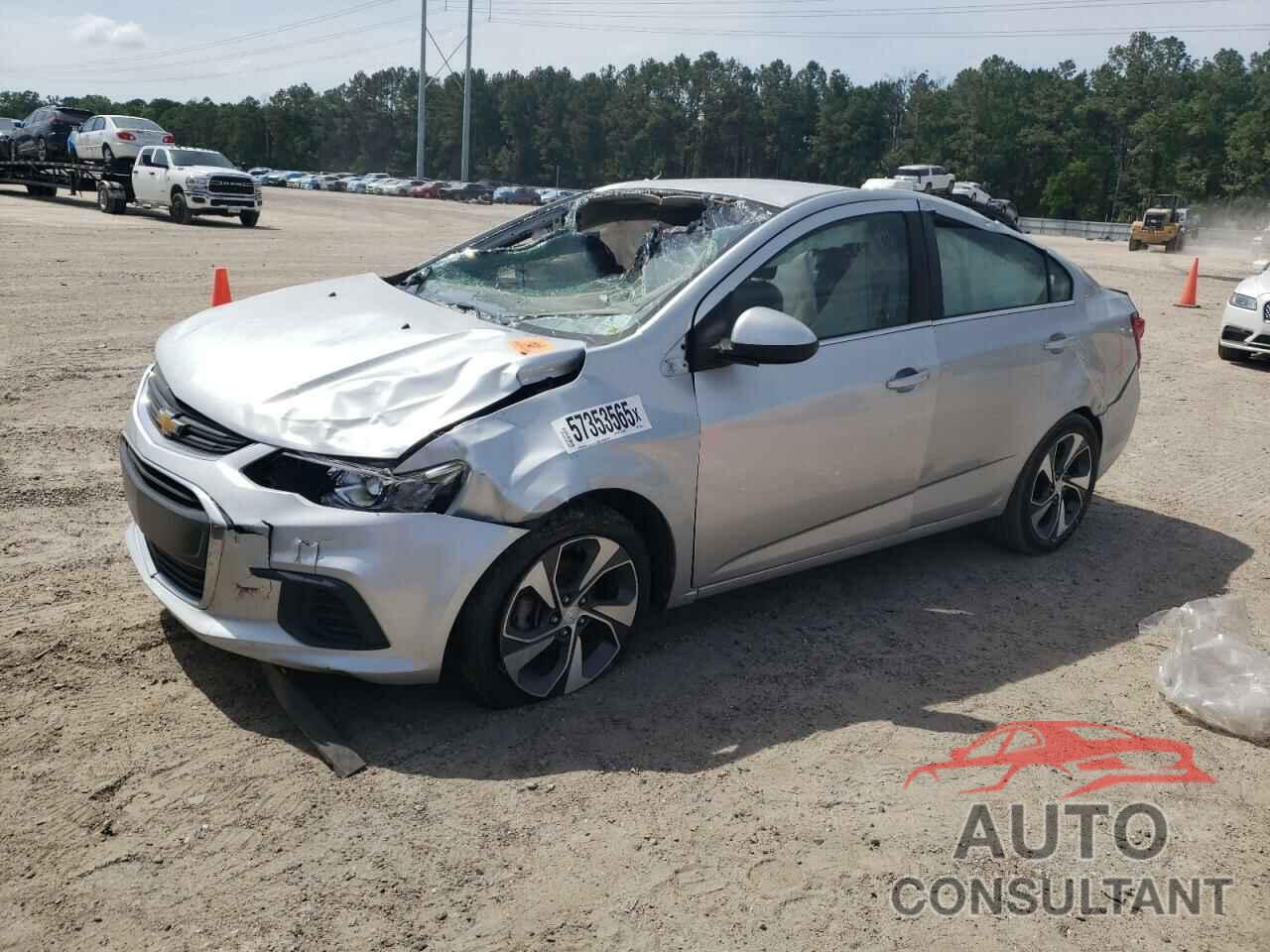 CHEVROLET SONIC 2019 - 1G1JF5SB5K4122176
