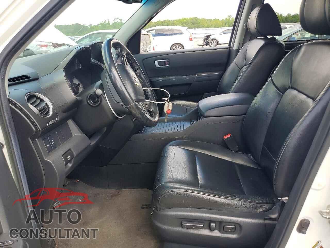 HONDA PILOT 2012 - 5FNYF4H98CB084845