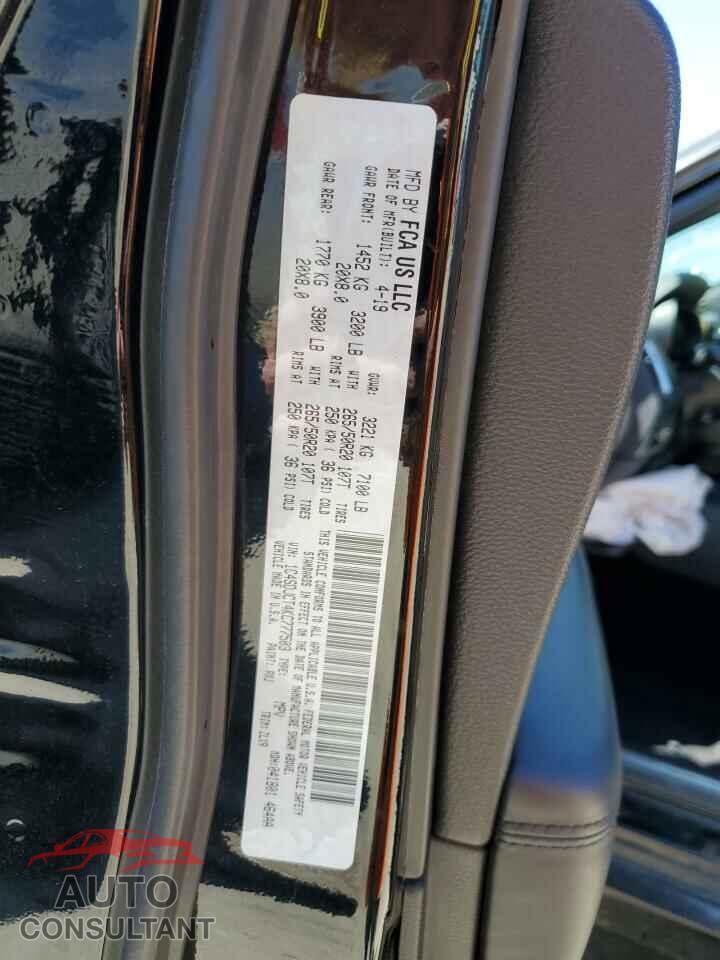 DODGE DURANGO 2019 - 1C4SDJCT4KC777503