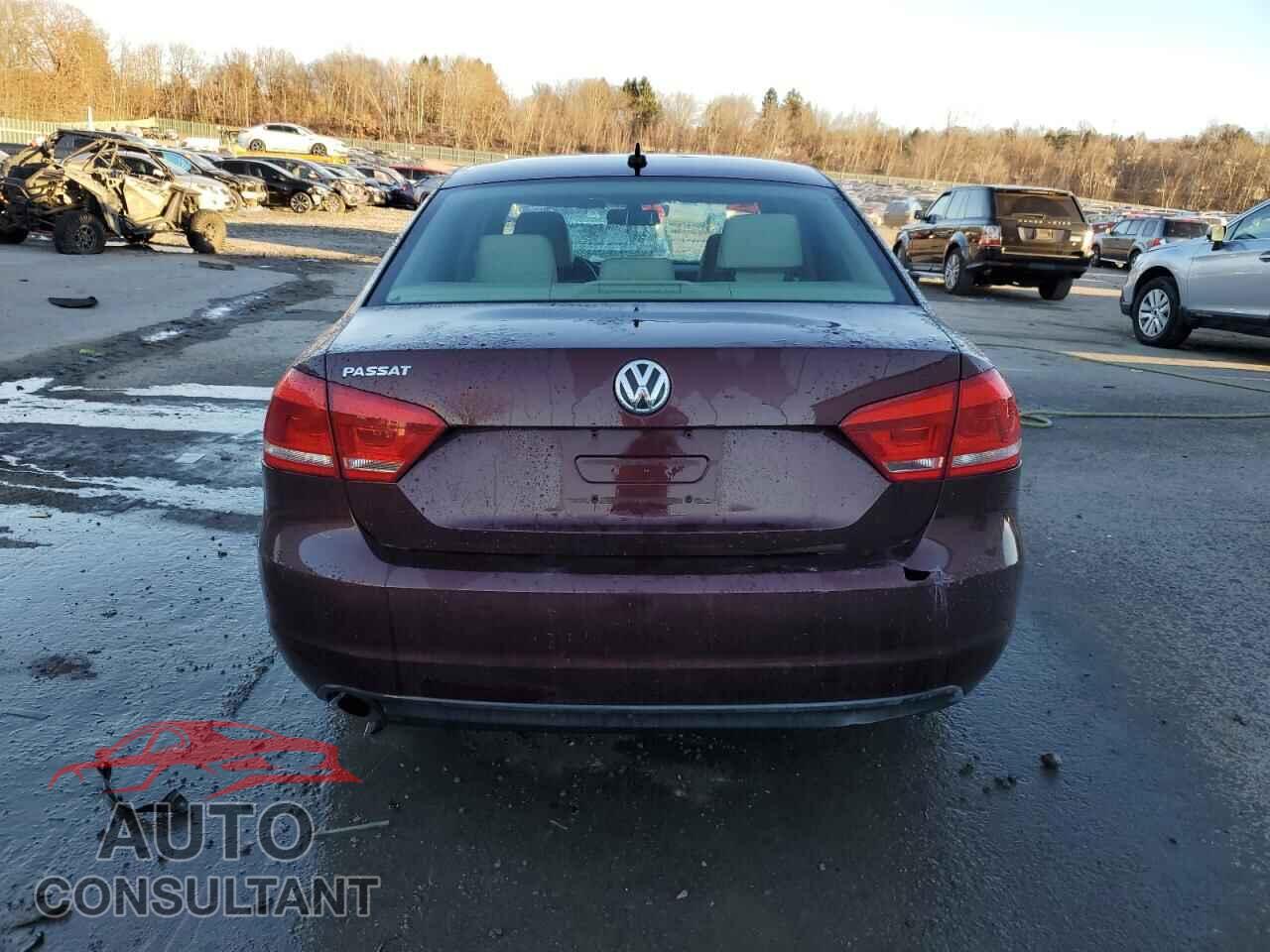 VOLKSWAGEN PASSAT 2014 - 1VWAP7A36EC008897