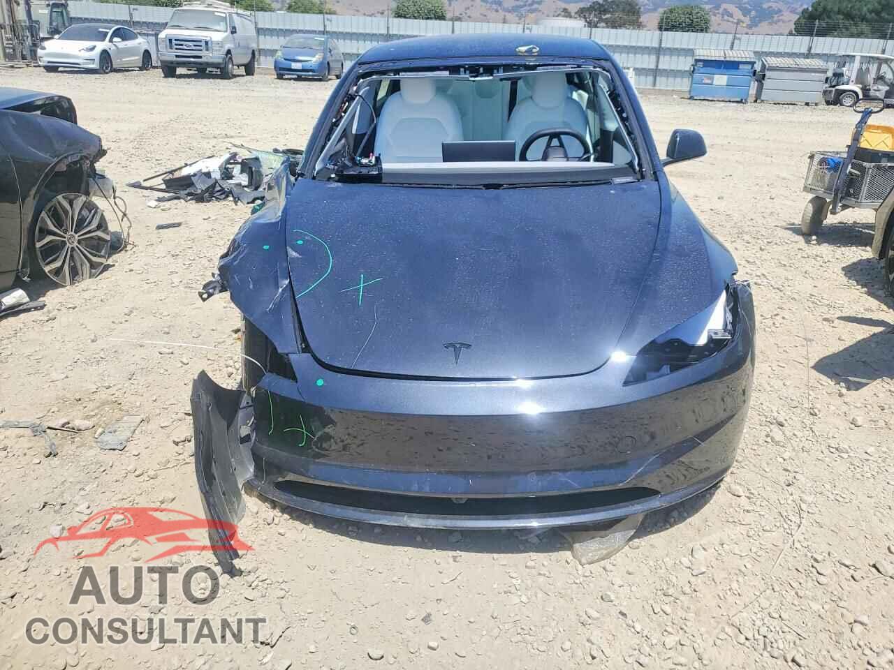 TESLA MODEL 3 2026 - 5YJ3E1EB5TF159732